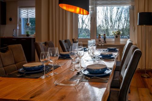 Bant House | Exclusives 110m2 Ferienhaus Inge mit Garten