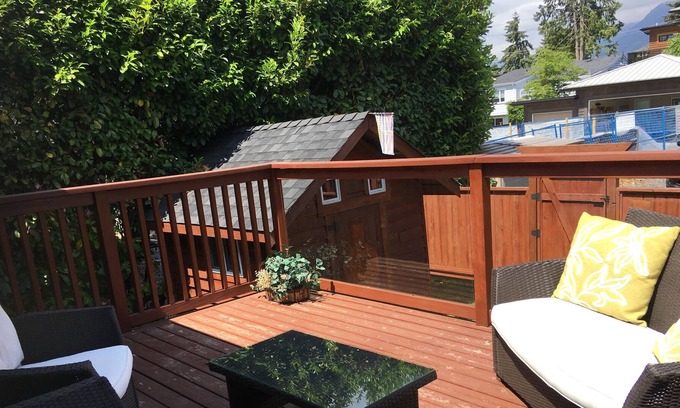 Central Lonsdale House | Executive 3 Bedroom House in North Vancouver