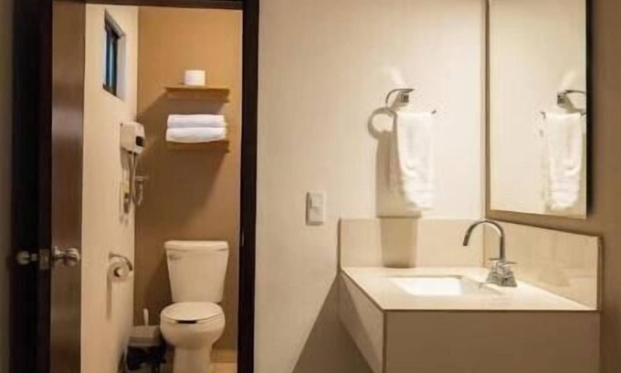 Los Mochis House | Executive Apartment with classic design