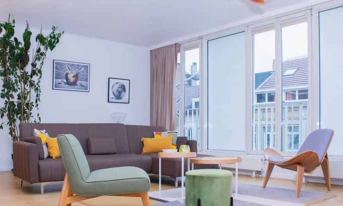 Saint-Josse-ten-Noode Apartment | Executive Serviced Residence w/Parking