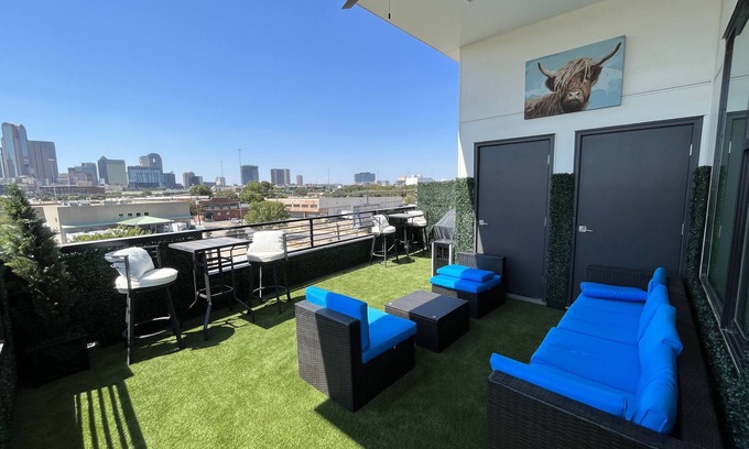 Cedars Condo | Executive Dallas Boutique Condo!
