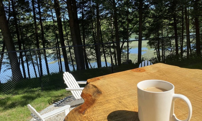 Falmouth House | Executive Falmouth Waterfront Home on the Presumpscot River