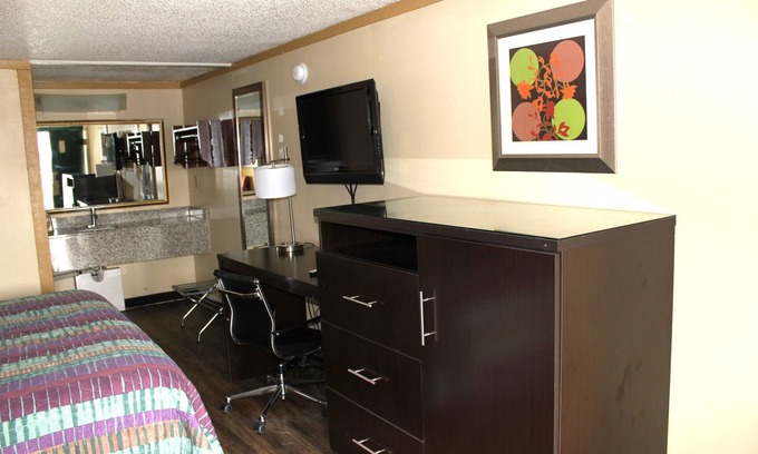 Nashville Hotel | Executive Inn & Suites