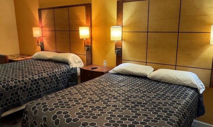 Rio Vista Hotel | Executive Inn & Suites