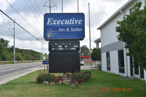 Baker Hotel | Executive Inn