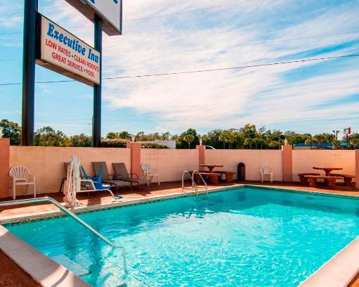 Brent Hotel | Executive Inn