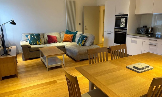 Laurieston Apartment | Executive Level Quartermile two Bedroom Apartment - Extremely Central