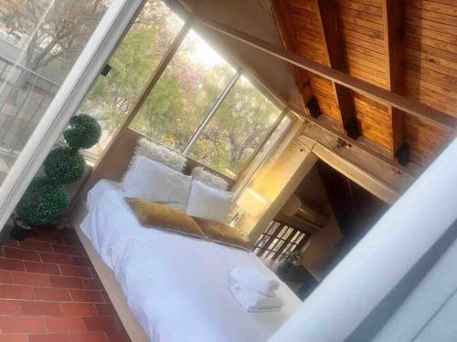 Baileys Muckleneuk House | Executive loft at Brooklyn