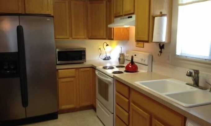 Waterglen House | Executive Stay Discount Scenic Colorado Ranch
