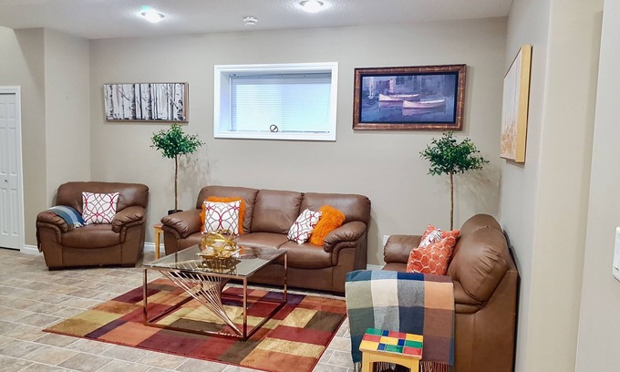 Grande Prairie Apartment | ❤️Executive Suite❤️By 2 Shopping Centres, Costco .