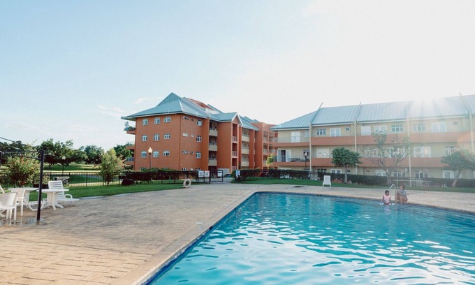 Arouca Condo | Executive Three Bedroom Condo on the Golf Course