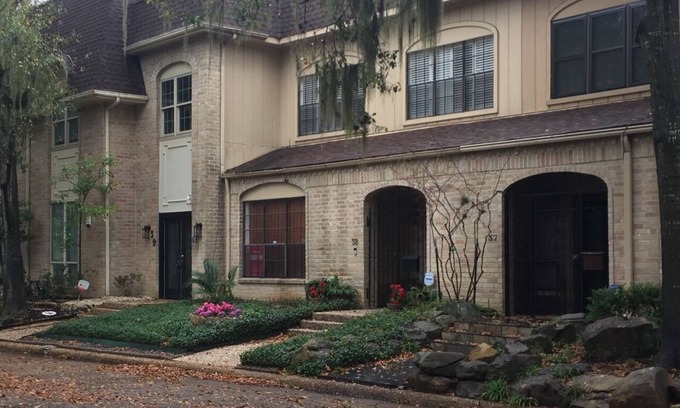 Woodlake - Briar Meadow House | ★ EXECUTIVE townhouse in quiet gated community