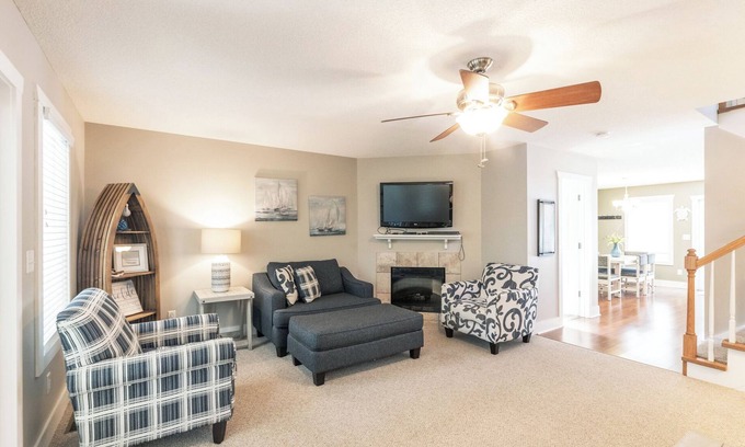 Grand Rivers Condo | Executive Two Bedroom Pond View Condo