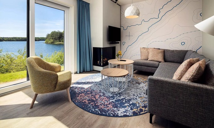 Lanklaar House | Exklusives Ferienhaus mit Seeblick für 4 Personen