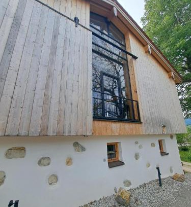 Gaißach Apartment | Exklusives STALL-LOFT "ZUM PULVERER" - Naturdesign hinter historischen Mauern - AusZeit für 2 inmitten des Isarwinkels