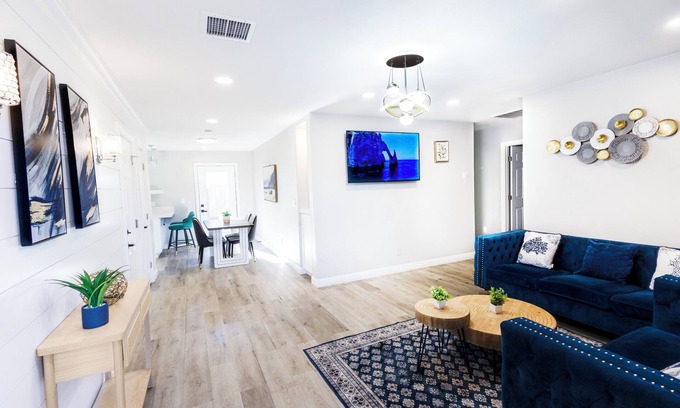 Central Escondido House | Exotic Home Escondido by sdstay