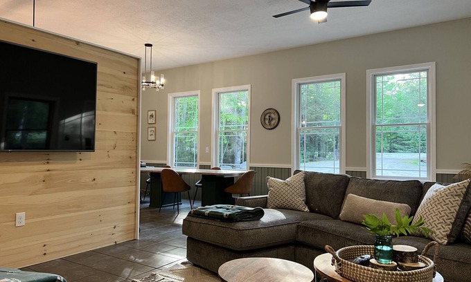 Harrison House | Expansive Retreat - All-Season Contemporary Farmhouse [Lakes & Mountains]