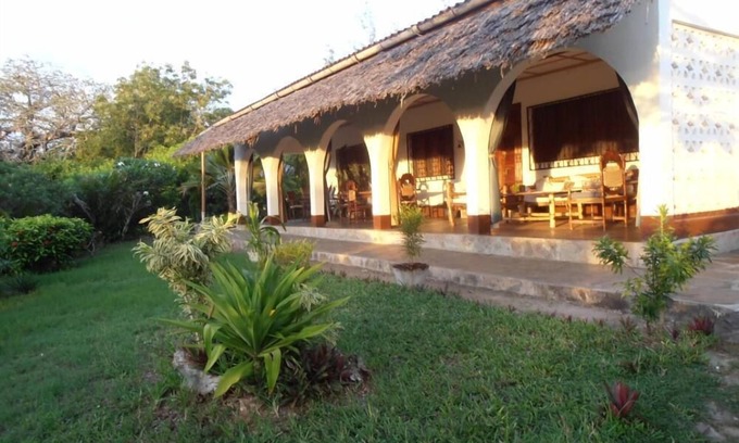 Kilifi House | Experience a unique and sustainable vacation in Africa. Be environmently aware book our Eco-Friendly Villa