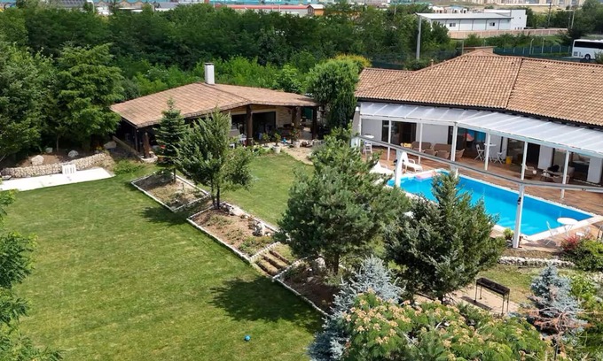 Tunari Villa | Experience Casa Serafim, a Private Oasis of Elegance and Tranquility