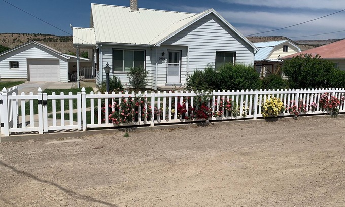 Price House | Experience Helper Charm - Spacious 4-bedroom Retreat