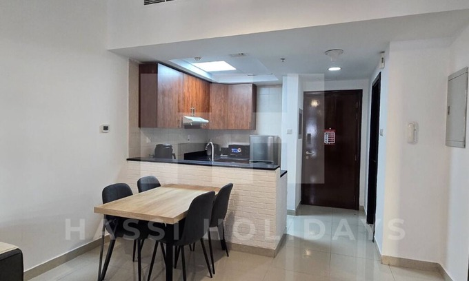 Jumeirah Lake Towers Condo | Experience Luxury at Dubai Marina