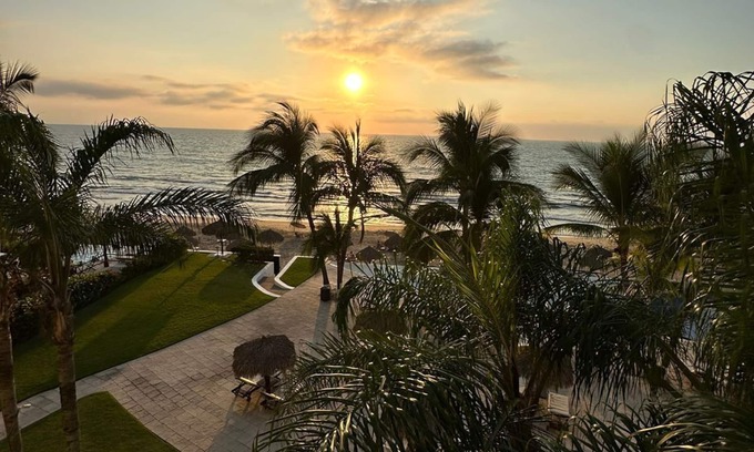 Nuevo Vallarta Apartment | Experience Oceanfront Luxury Living at Kite Towers Nuevo Vallarta