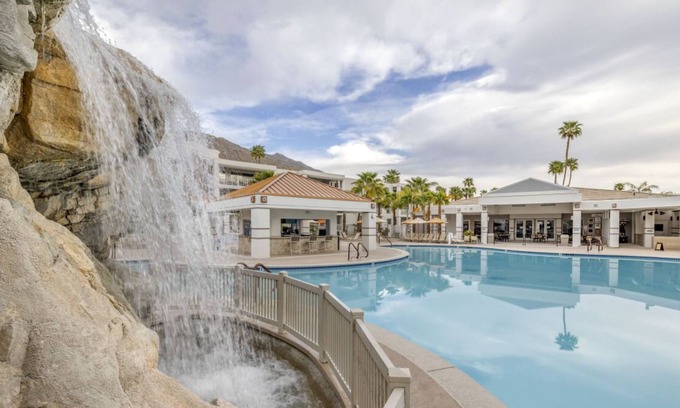 Canyon Corridor Resort | Experience Palm Springs Magic | Your Dream Retreat! 1BR Suite w/ Balcony