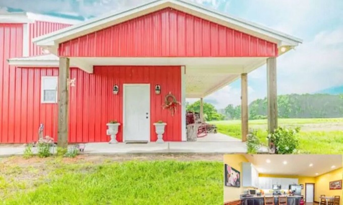 Clinton Other | Experience rural charm - Clinton Farmstay Get-Away