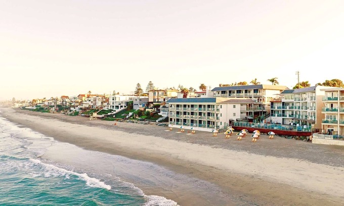 Carlsbad Village Hotel | Experience Soothing Moments & Luxury! Outdoor Pool, Beachfront Property