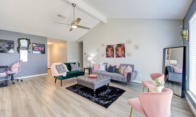 La Porte House | Experience the Glamour of High Fashion