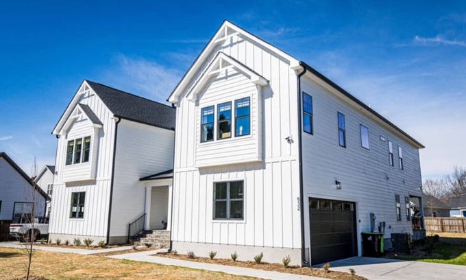 Apex Apartment | Experience `The Grande 532` in Downtown Apex!
