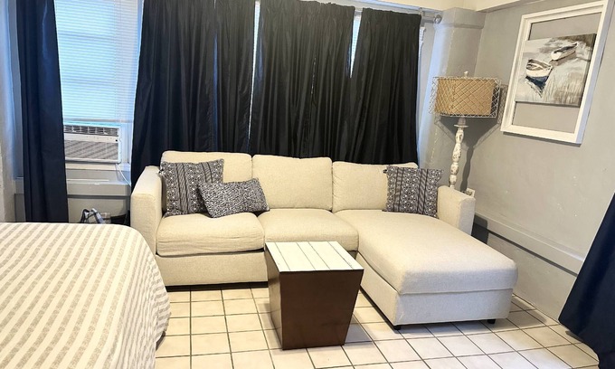Morningside-Lenox Park Cottage | Experience the Pulse of Atlanta: Historic Home Next to Piedmont Park, Universities, & More
