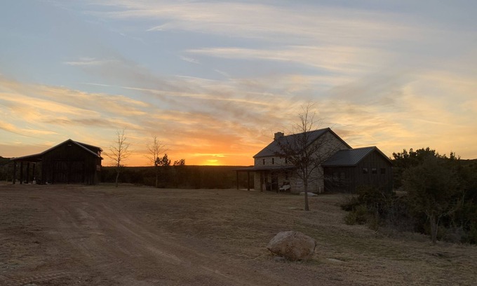 Guthrie Cabin | Experience the West Texas Rockies