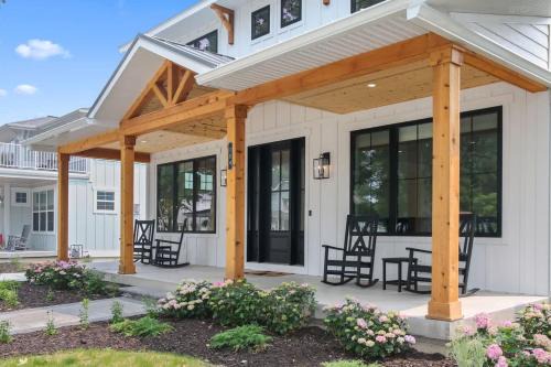 South Haven House | expERIEnce