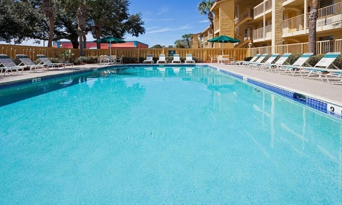 Orlando Hotel | Experience Value & Comfort Minutes from Orlando International Airport! | w/Pool