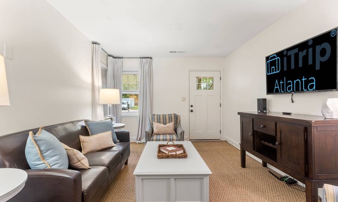 College Heights House | Explore Decatur from a Warm 2BR Bungalow with Outdoor Firepit | Walking Distance to Food + Drinks