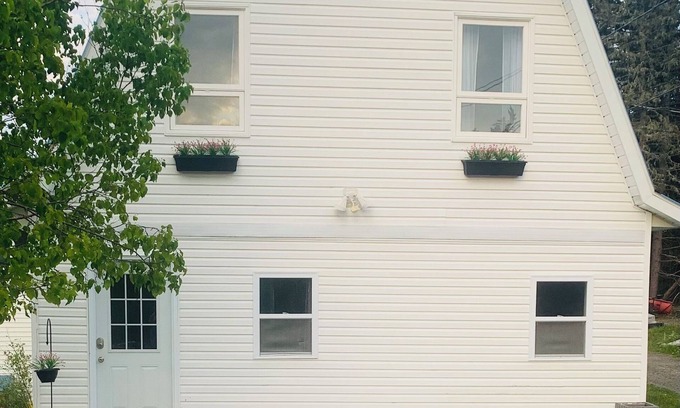 St. Andrews House | Explore Deer Island! Family-friendly vacation home.