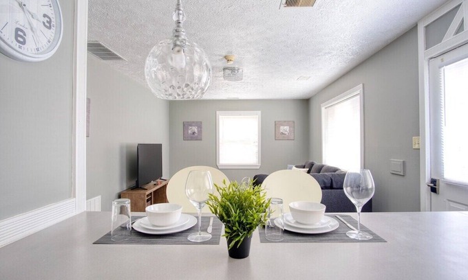 Mapleton/Fall Creek House | Explore Indy in Perfect Location - Cozy 1BR