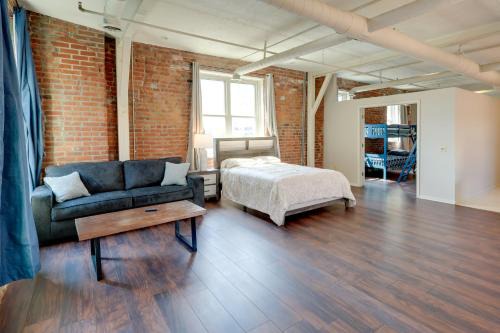 Old Market Apartment | Explore Old Market Convenient Omaha Condo