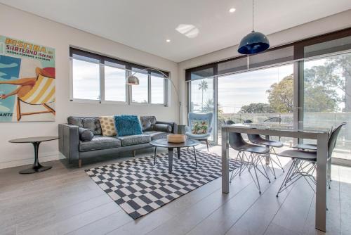 Cremorne Apartment | Explore Sydney from Stylish North Shore Apartment