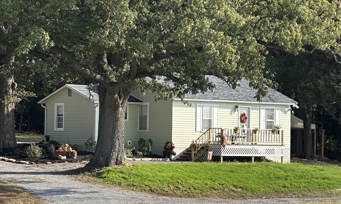Equality House | Explore the Shawnee National Forest-reserve the SHAWNEE HIDEAWAY