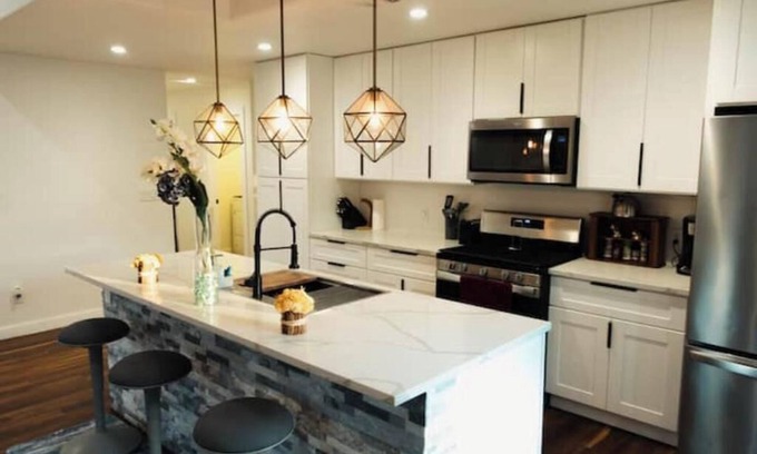 MLK House | Explore the Ultimate Luxurious Austin Spa GetAway!