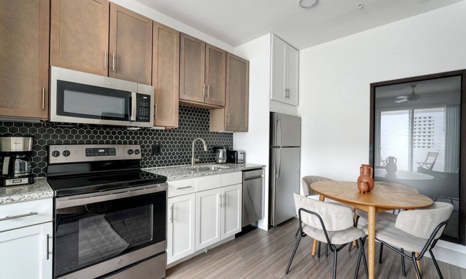 Waller Creek District Apartment | Exquisite Downtown 2BR w/Gym & Deck, nr Congress Ave, by Blueground