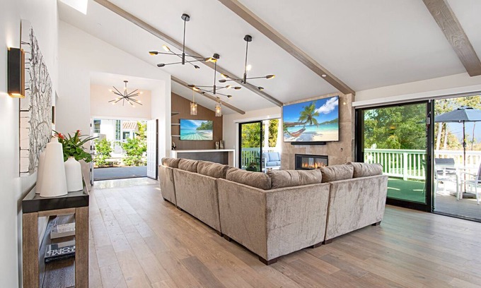 Covenant House | Exquisite Rare Find in exclusive Rancho Santa Fe with Resort Access