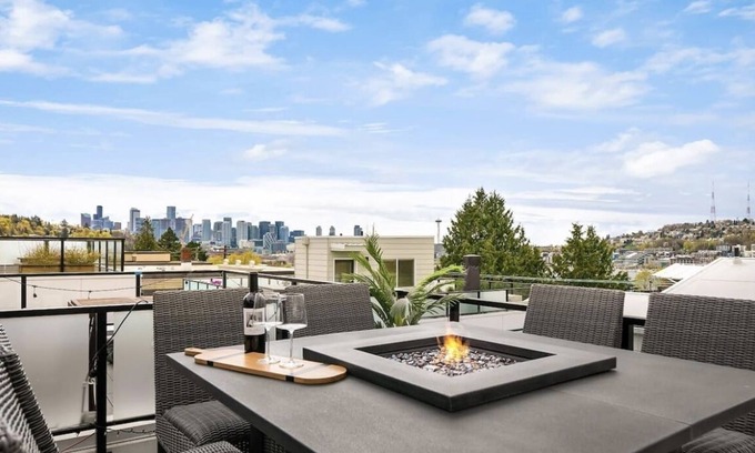 Eastlake House | Exquisite views & property! Incredible 3 story + rooftop is waiting for you!