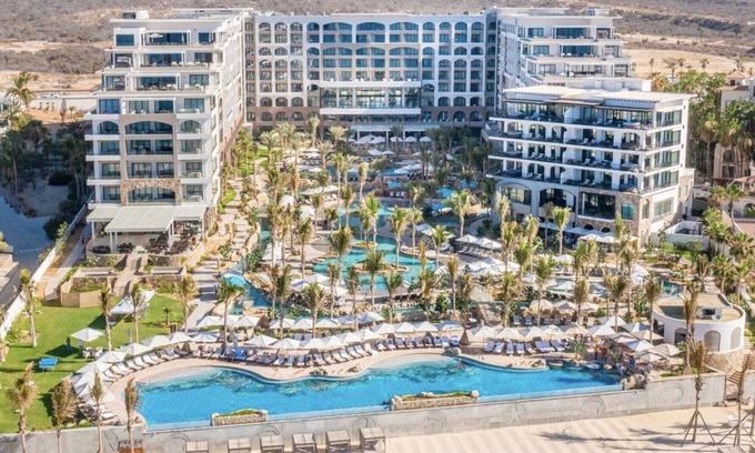 Ciudad Constitucion Resort | Exquisite Villa la Valencia Beachfront Resort 1 Bedroom Suite, Dec 17-24, 2022