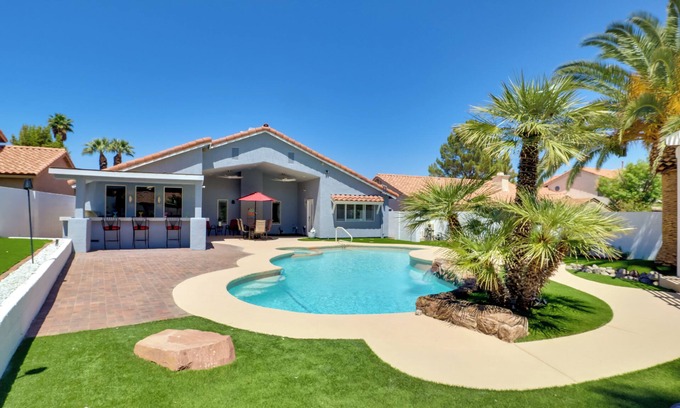 Green Valley North House | Extended Getaway w/Pool: 11 Mi to The Strip!