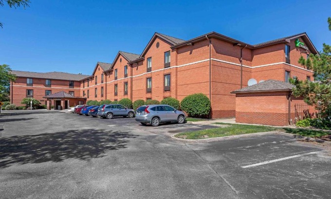 Middleburg Heights Hotel | Extended Stay America Suites - Cleveland - Middleburg Heights