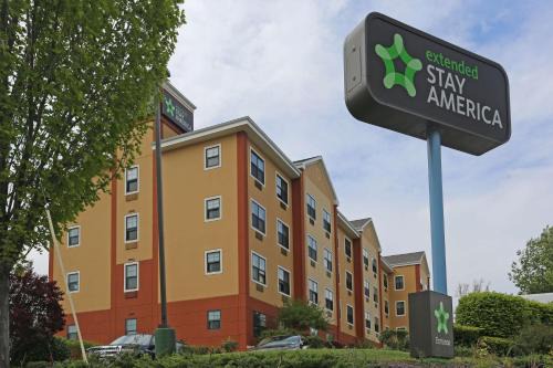 Plymouth Meeting Hotel | Extended Stay America Suites - Philadelphia - Plymouth Meeting - East