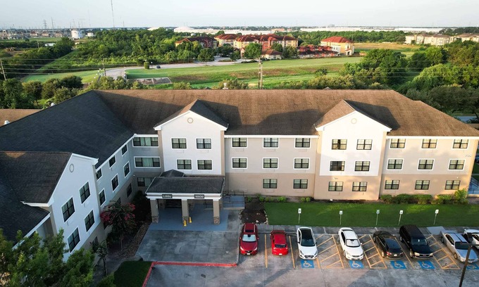 Willowbrook Hotel | Extended Stay America Select Suites - Houston - Willowbrook - HWY 249